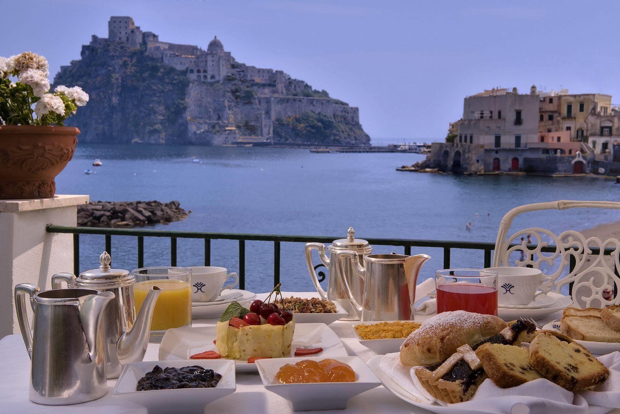 Hotel Miramare E Castello Ischia Restaurace fotografie